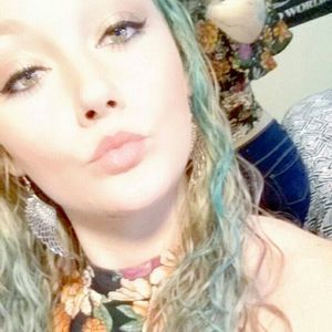 Meet your Posher, Candice